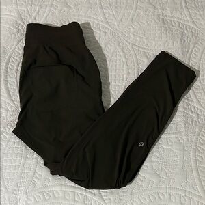 Lululemon street to studio pants SZ: 4